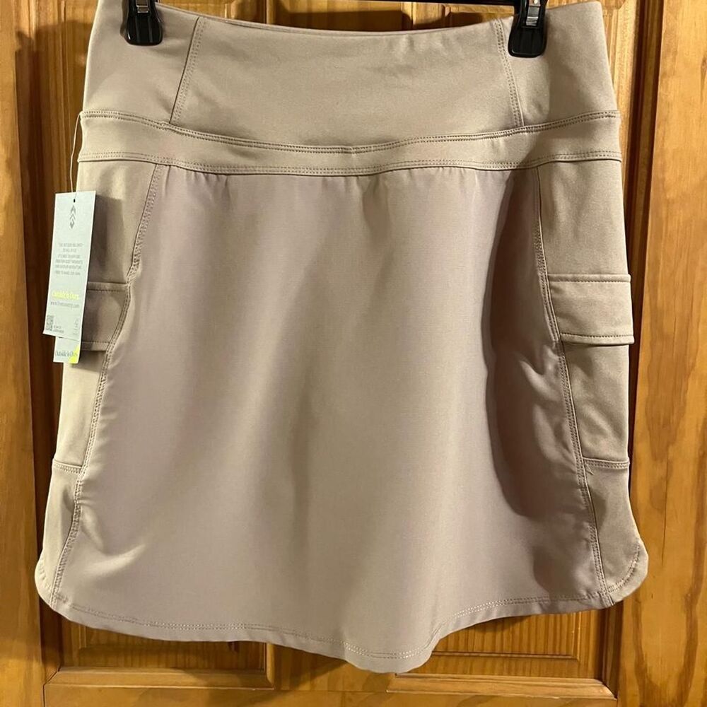 Free-country Women's Tan Cargo Skort Size Medium NWT
